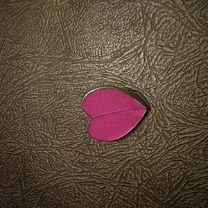 Hot Pink Heart Pin (Free Item ❄️ Winter Sale ❄️ Bundle)